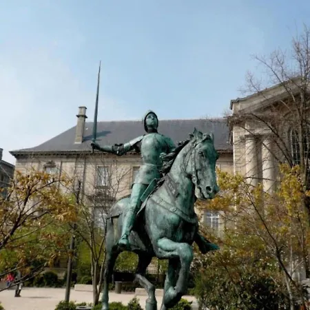 Une Bulle En Champagne Appartamento Reims